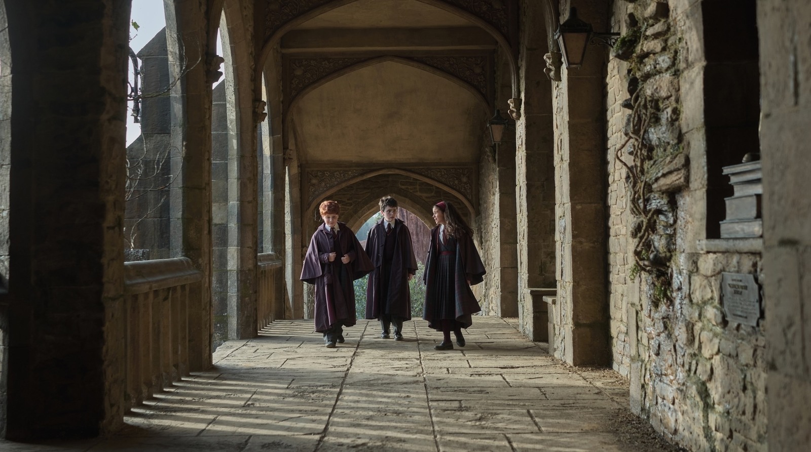A fost lansate primele secvențe video (subtitrare în românește) din noul serial Harry Potter