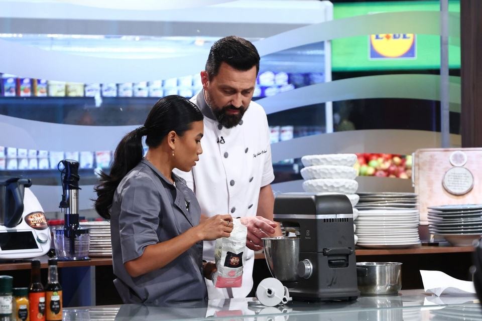 Chefi la cuțite, lider de audiență după victoria echipei lui Chef Richard