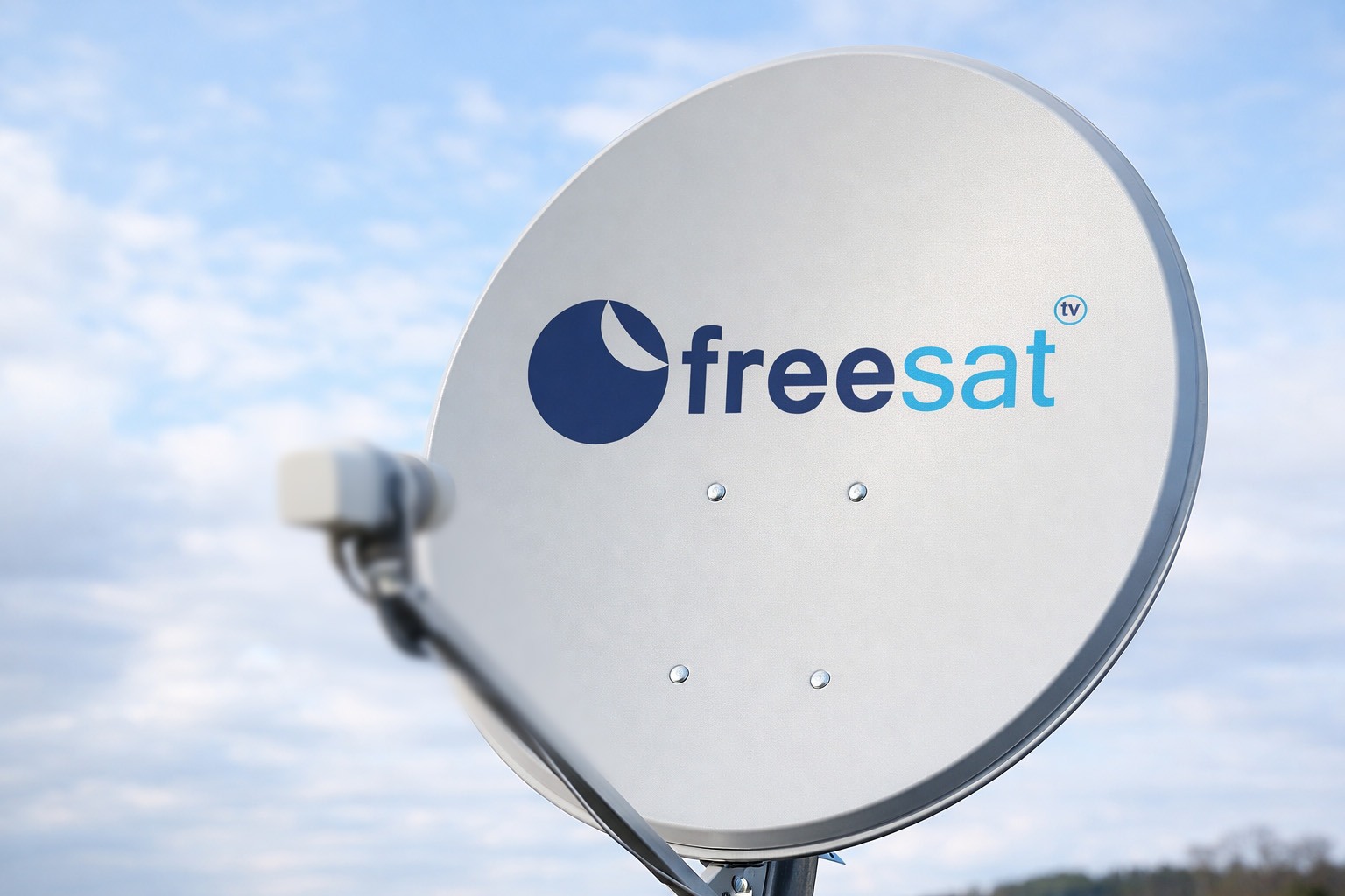 DTH-ul Freesat România se apropie de final? Televiziunile PRO au ieșit de pe satelitul Eutelsat 16A