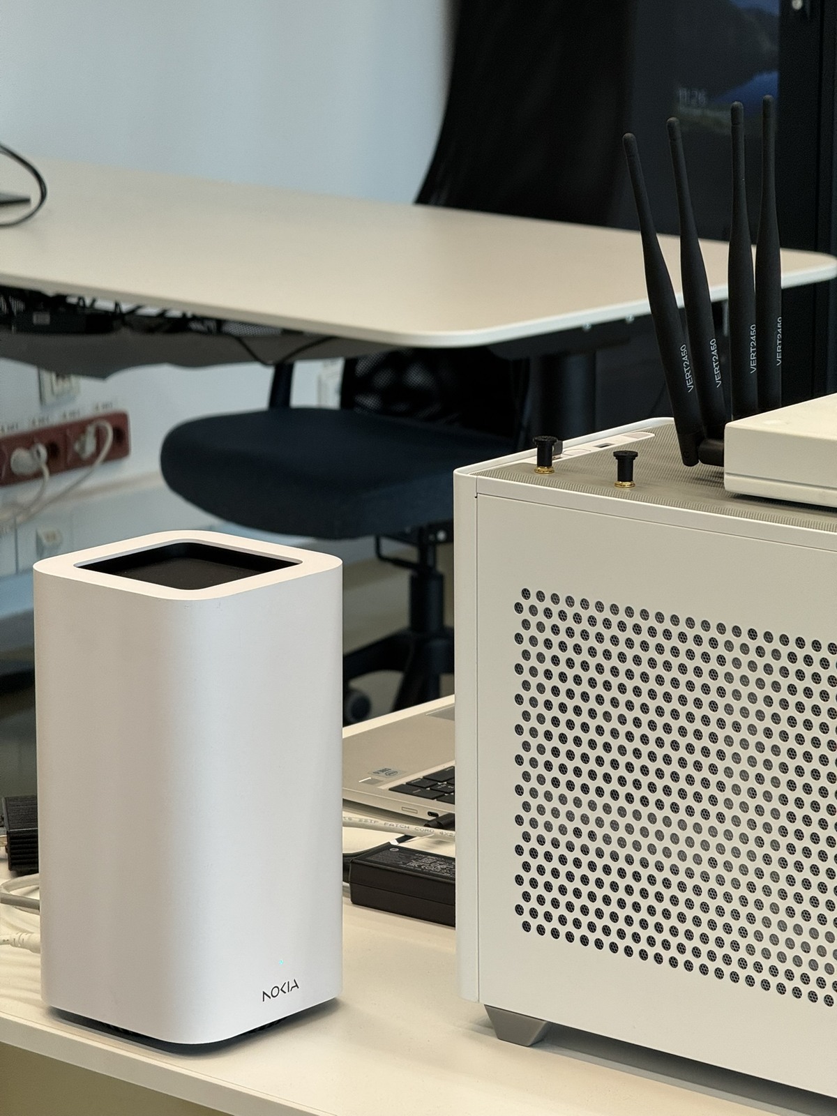 Primele teste 5G mmWave în banda de 26 GHz, realizate de Orange la București