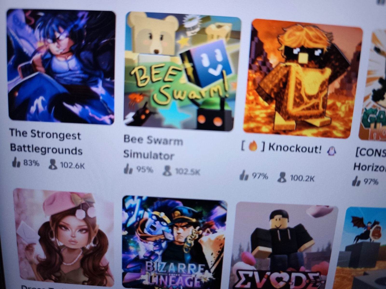 Roblox va folosi AI ca să reformuleze automat mesajele inadecvate din chat