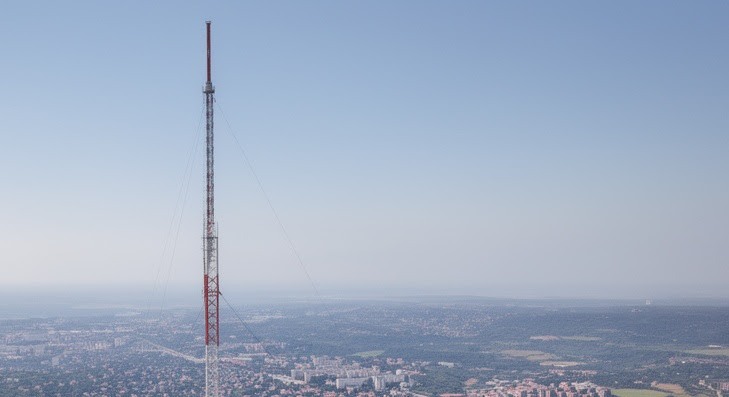 Schimbare majoră pe piața media din Ungaria: infrastructura tv și radio terestră devine integral de stat